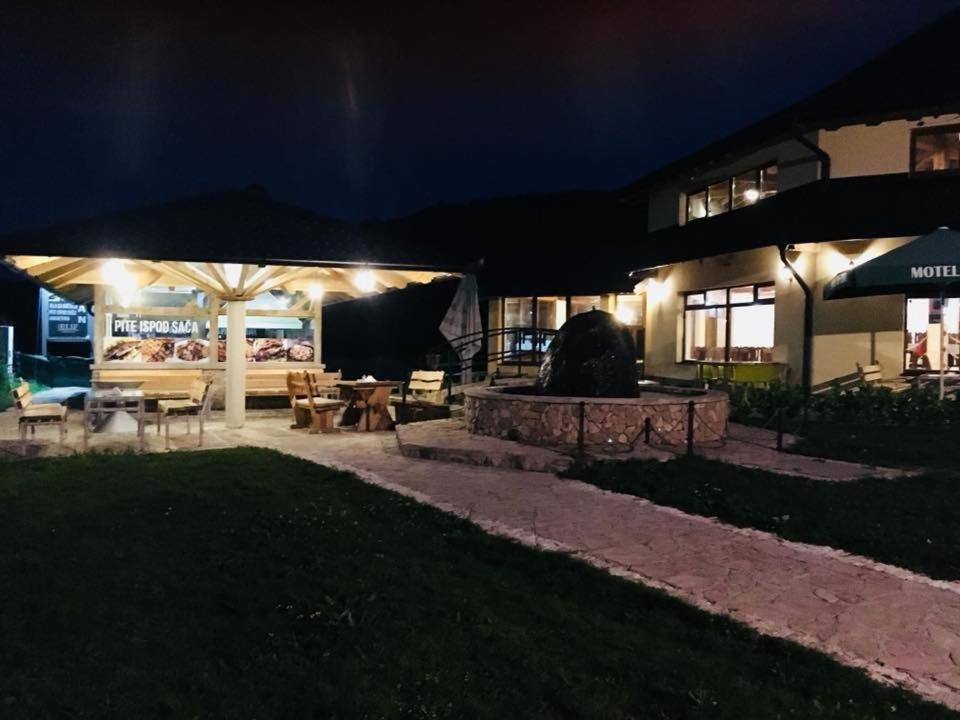 בוגוינו Omladinski Hotel Rostovo מראה חיצוני תמונה