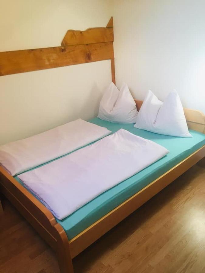 בוגוינו Omladinski Hotel Rostovo מראה חיצוני תמונה